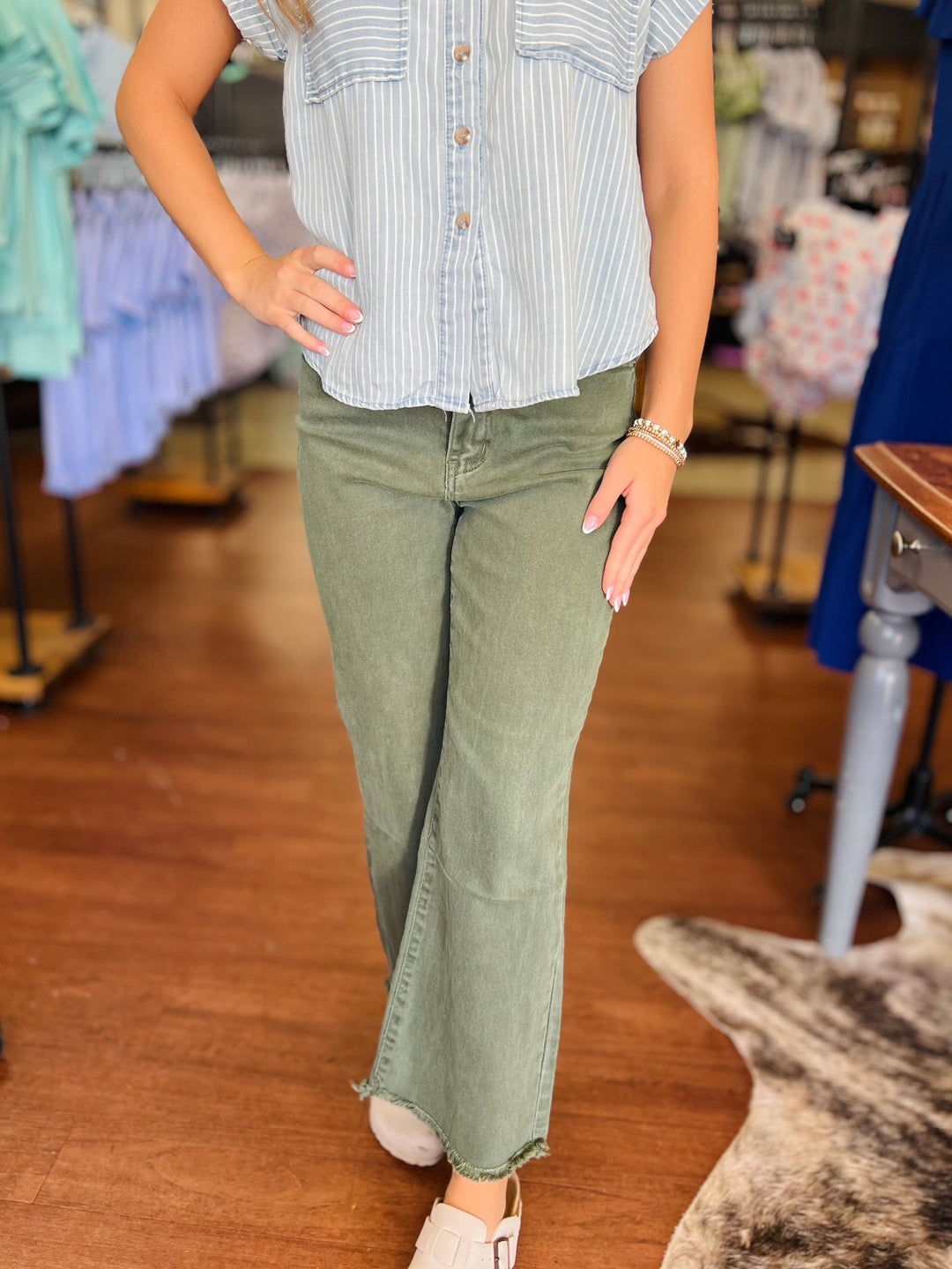 Ally Acid Washed High Waist Frayed Hem Flare Crop Pants