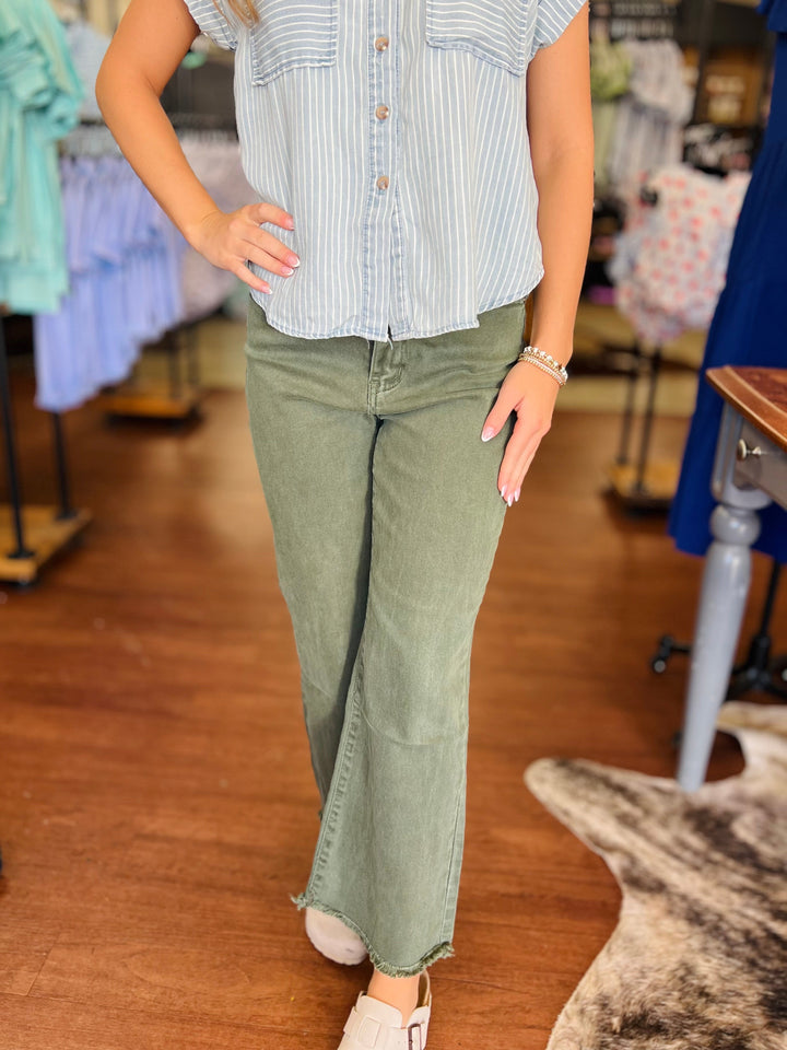 Ally Acid Washed High Waist Frayed Hem Flare Crop Pants