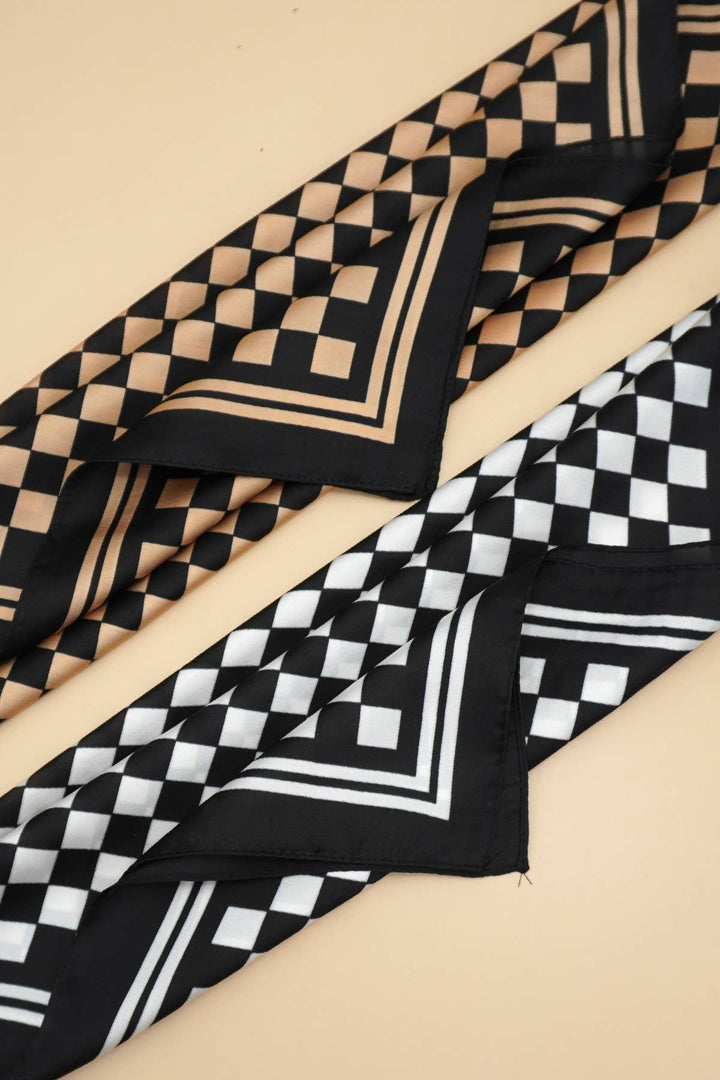 LARGE CHECKER PRINT SILKY FEEL BANDANA SCARF | 40SC692