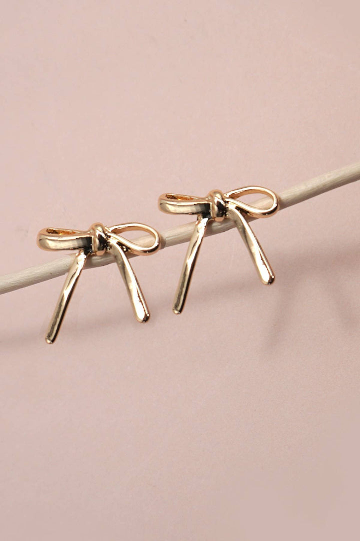 CLASSIC BOW EARRING