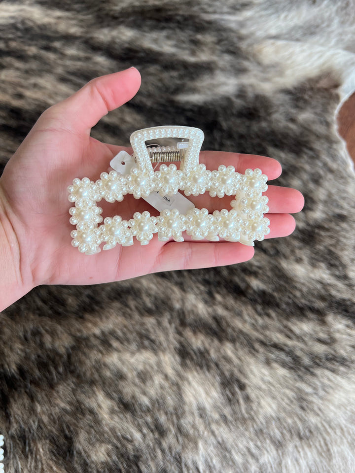 Floral Pearl Hair Claw Clip