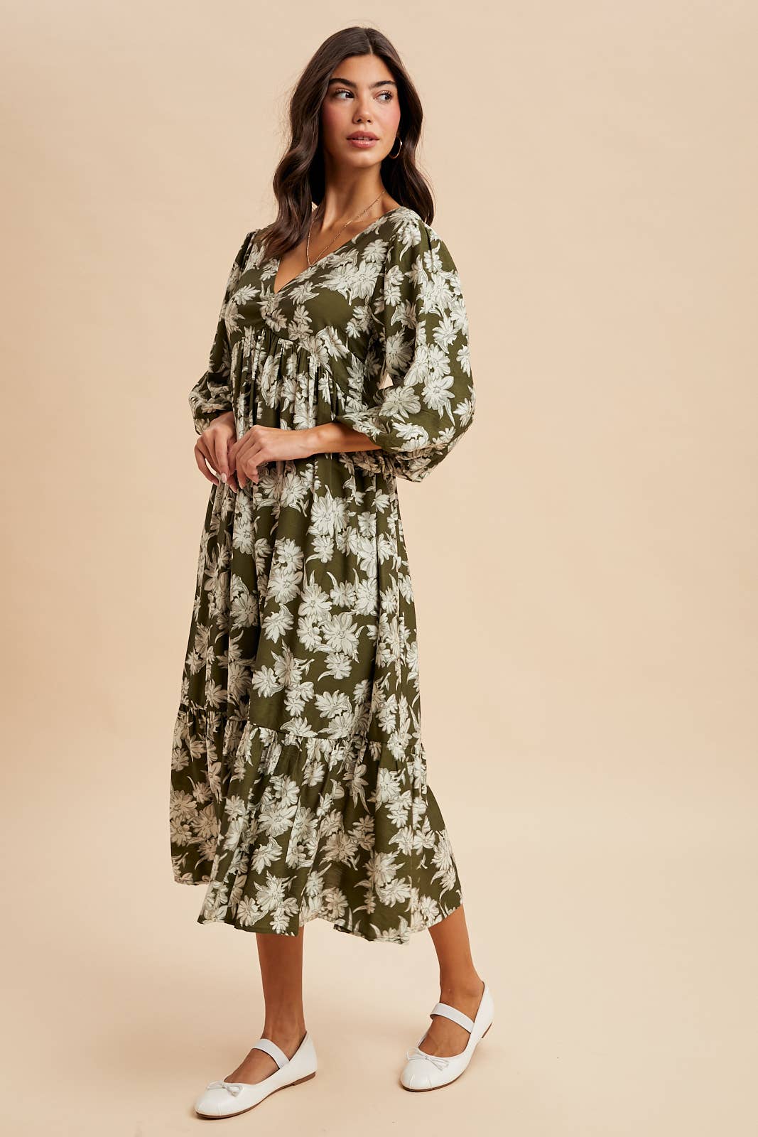 V NECK FLORAL DRESS