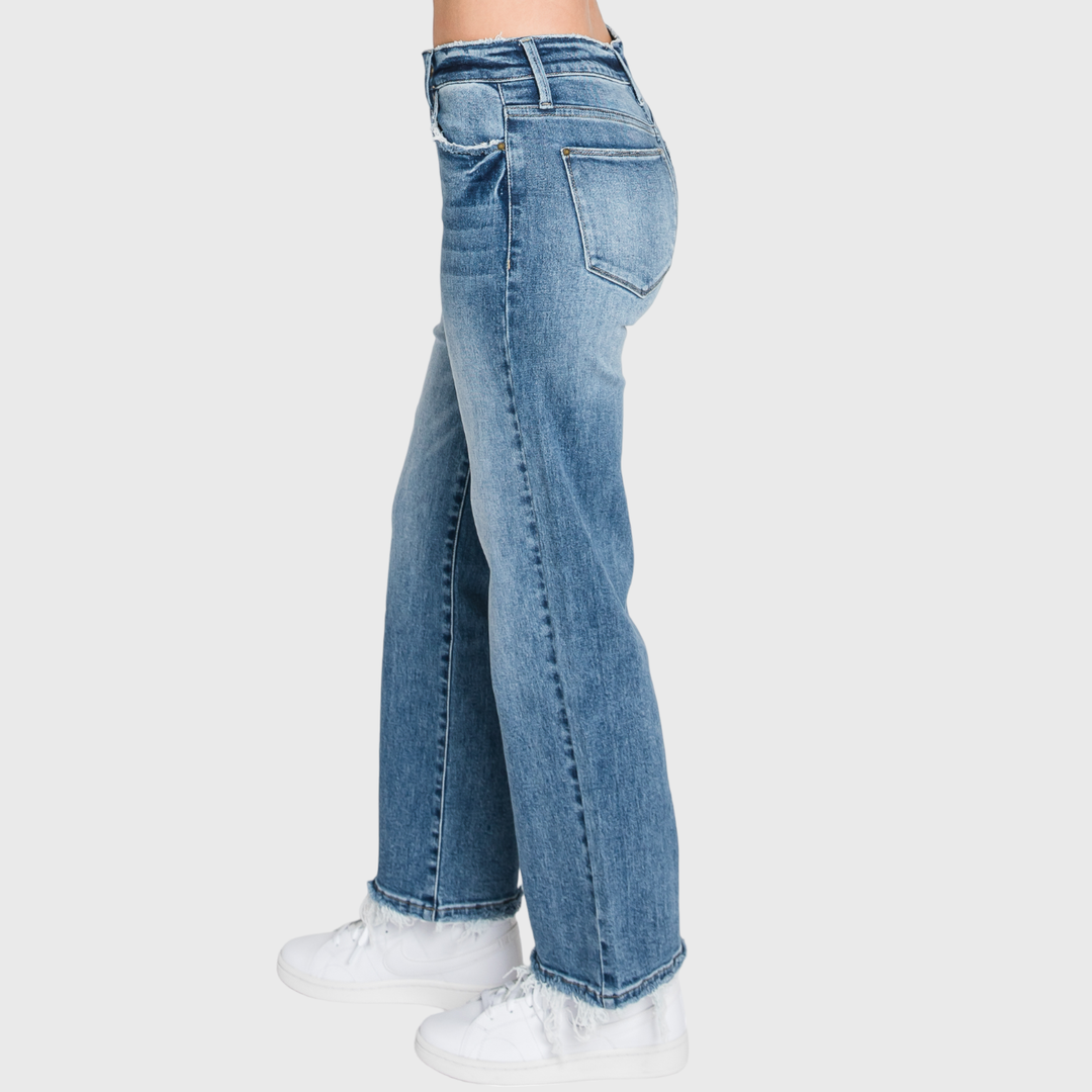 PETRA SUPER HIGH RISE STRETCH SLIM STRAIGHT JEANS