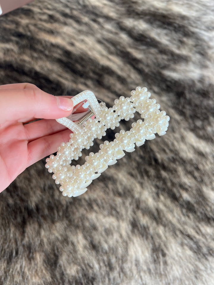 Floral Pearl Hair Claw Clip
