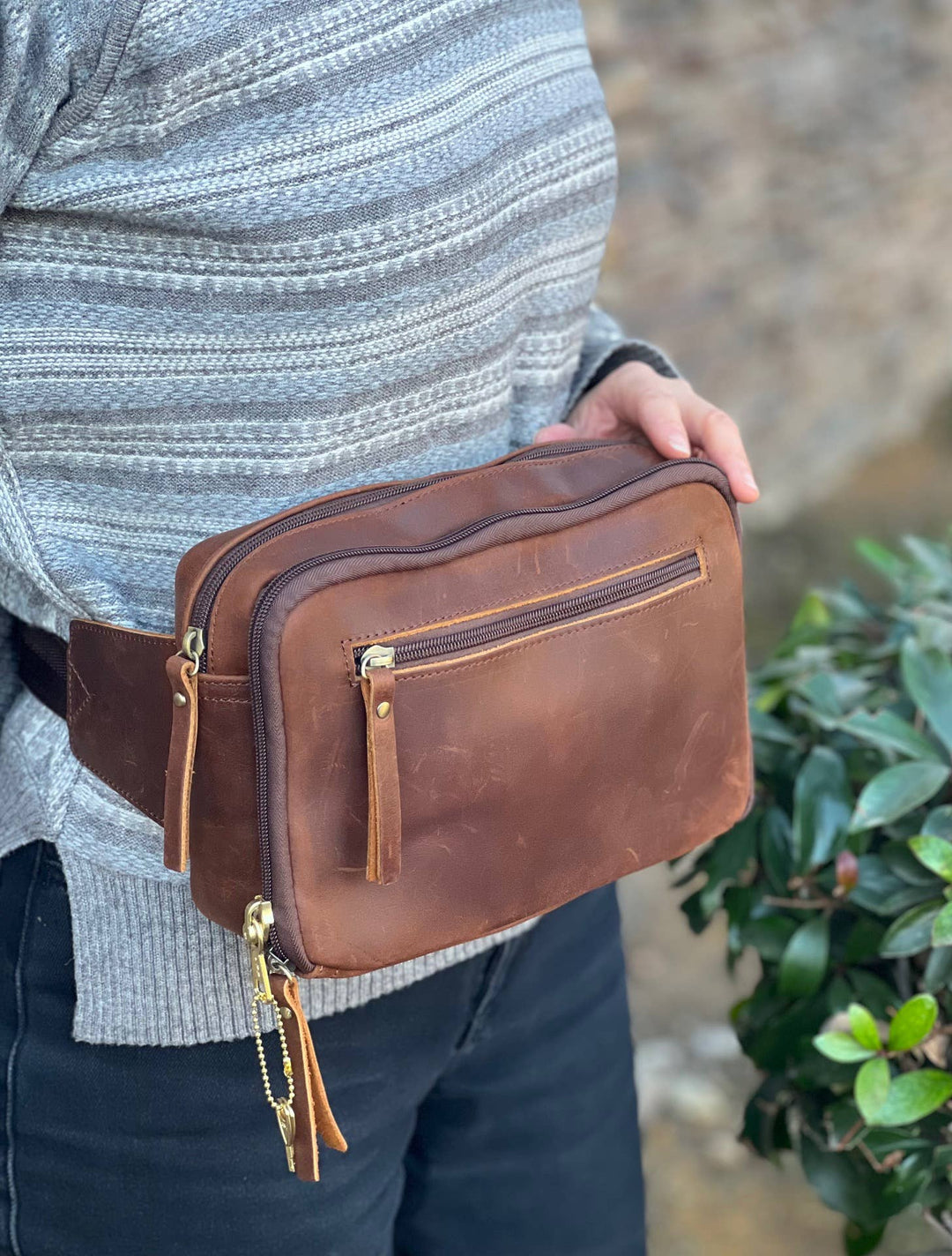 Vintage cowhide leather fanny pack/crossbody/sling bag