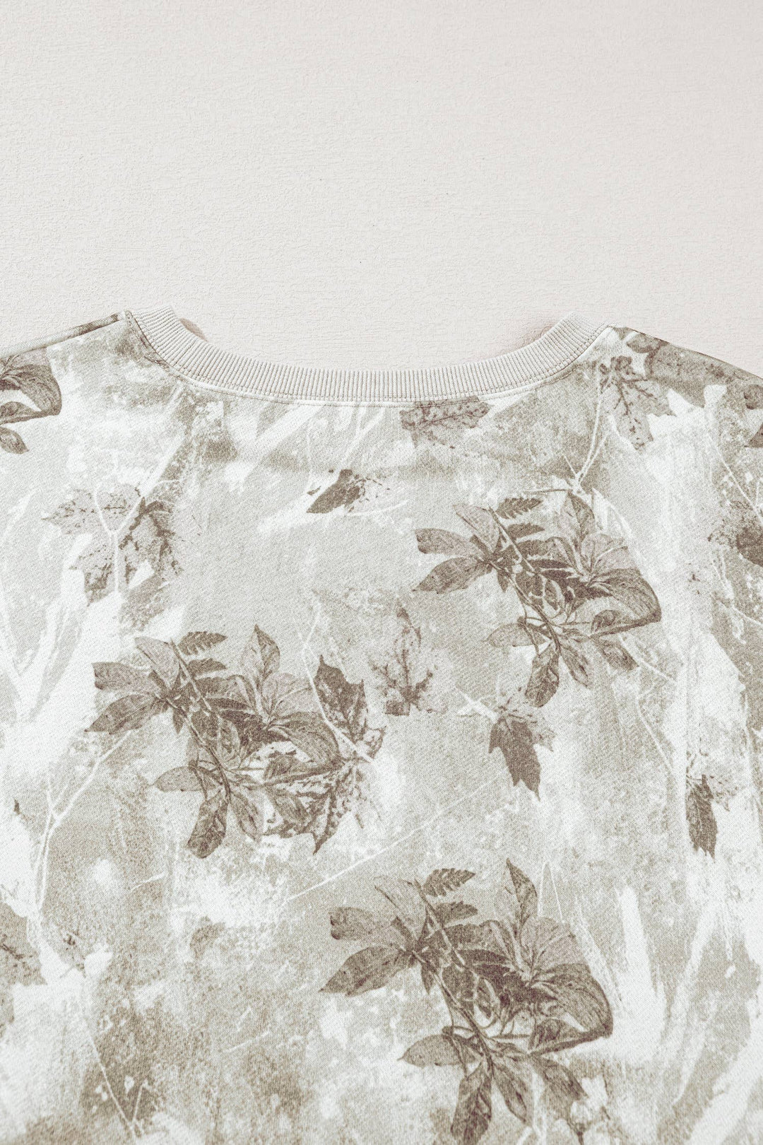 Camo Print Exposed Seam Patchwork Baggy Slit Sweatshirt