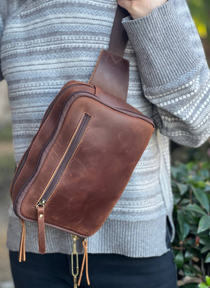 Vintage cowhide leather fanny pack/crossbody/sling bag