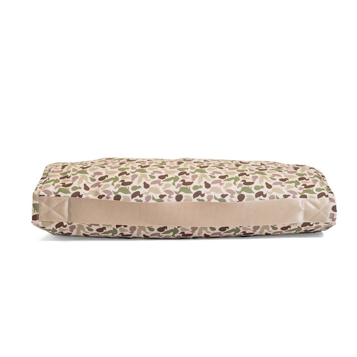 TRVL NAP MAT - REST UP! DECOY CAMO