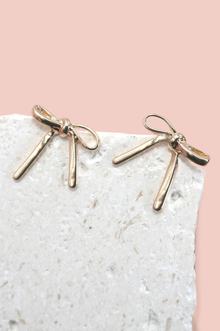 CLASSIC BOW EARRING