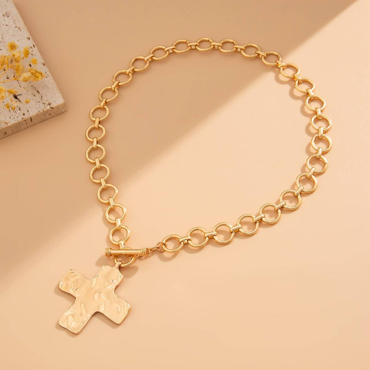 NOTABLE HAMMERED CROSS FRONT TOGGLE NECKLACE | 40NK9474
