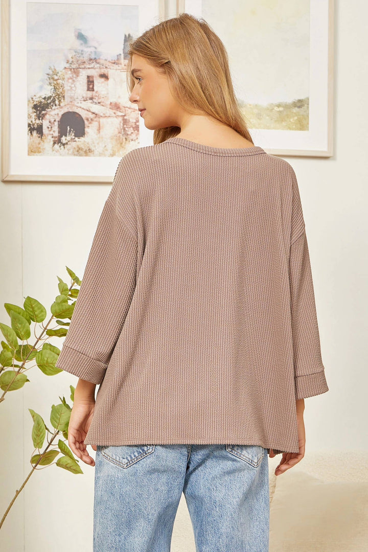 Ribbed 3/4 Sleeve Knit Top