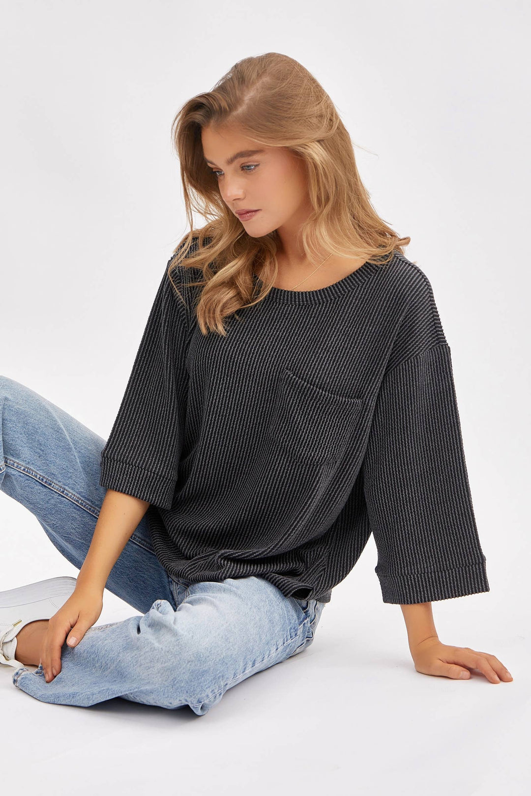 Ribbed 3/4 Sleeve Knit Top