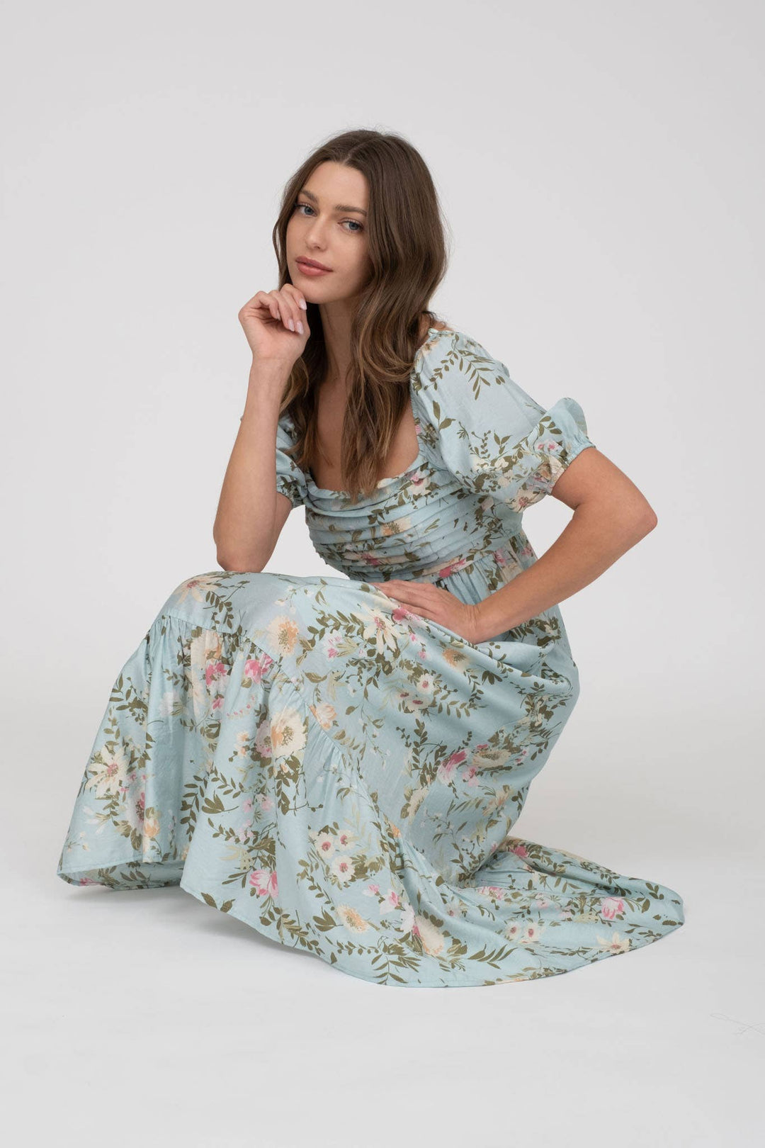 FINLEY FLORAL PLEATED FRONT BALLOON SLEEVE MIDI DRESS