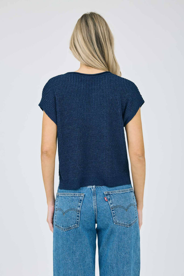 POPPI SPLIT NECK SHORT SLEEVE KNIT PULLOVER