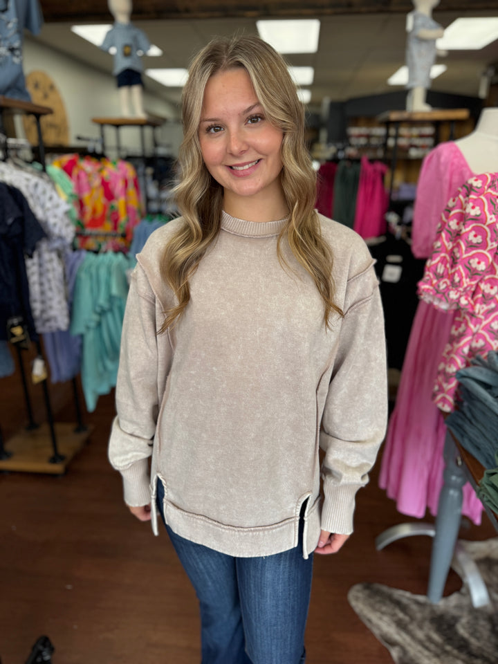 ACID WASH EXPOSED-SEAM FLEECE SWEATSHIRT