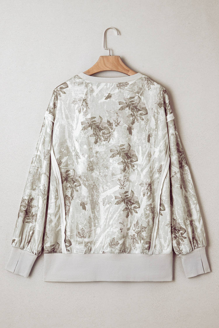 Camo Print Exposed Seam Patchwork Baggy Slit Sweatshirt