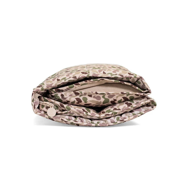 TRVL NAP MAT - REST UP! DECOY CAMO