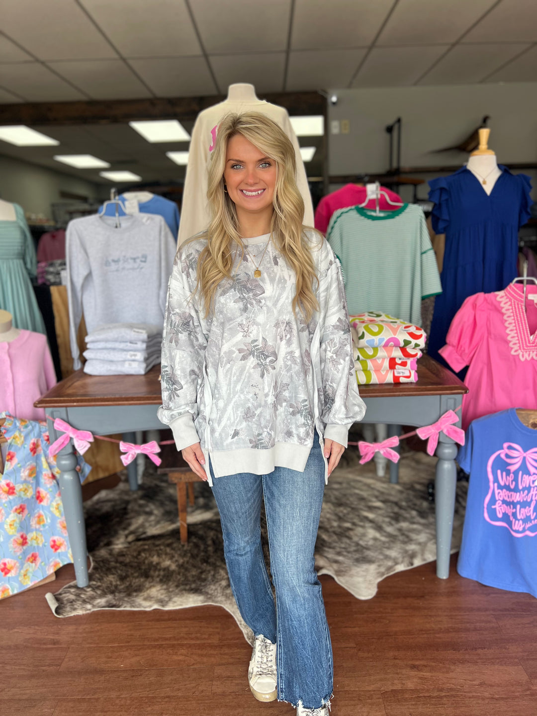 Camo Print Exposed Seam Patchwork Baggy Slit Sweatshirt