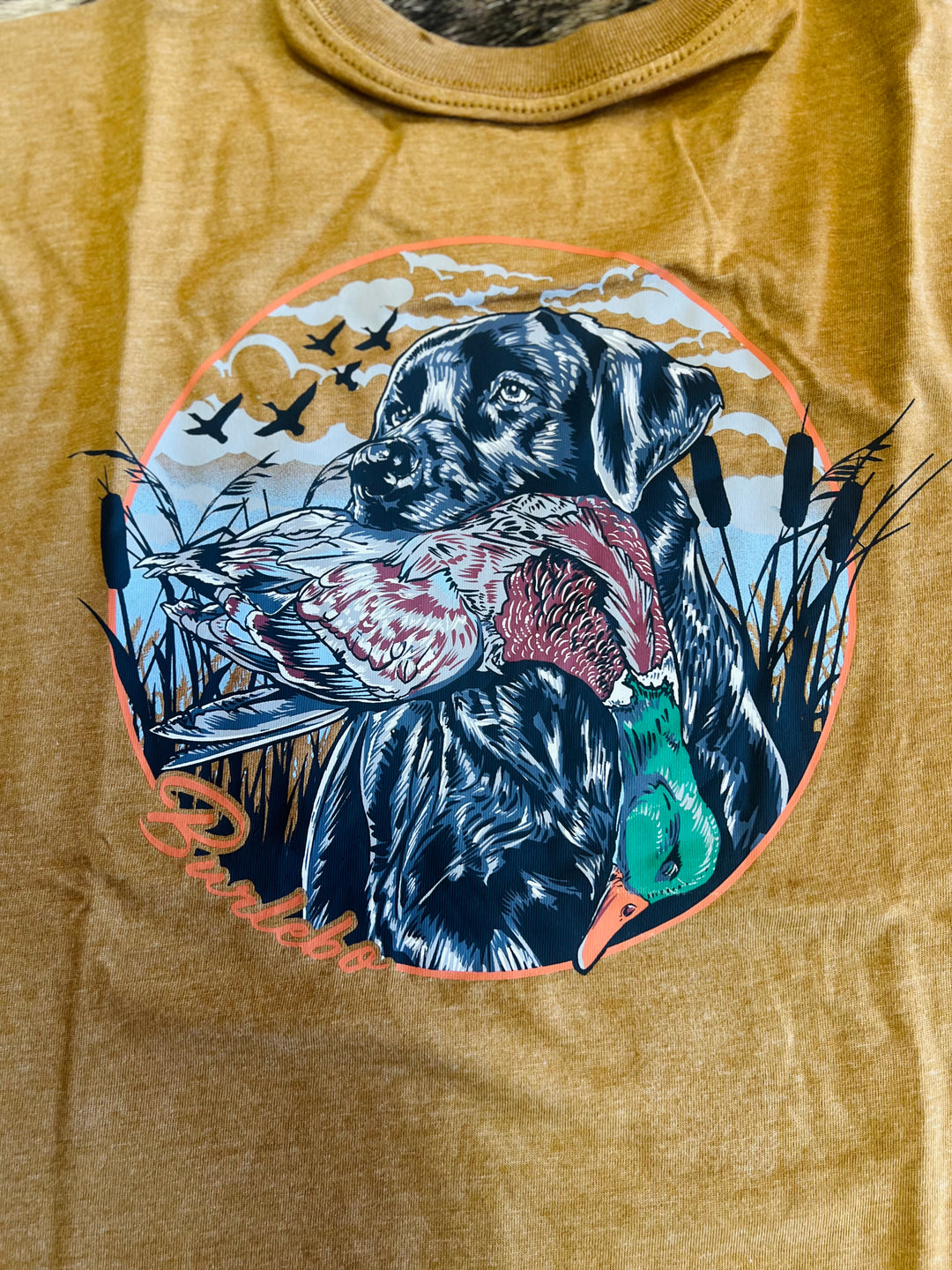 Burlebo Adult SS Tee - Duck Dog - Light Brown