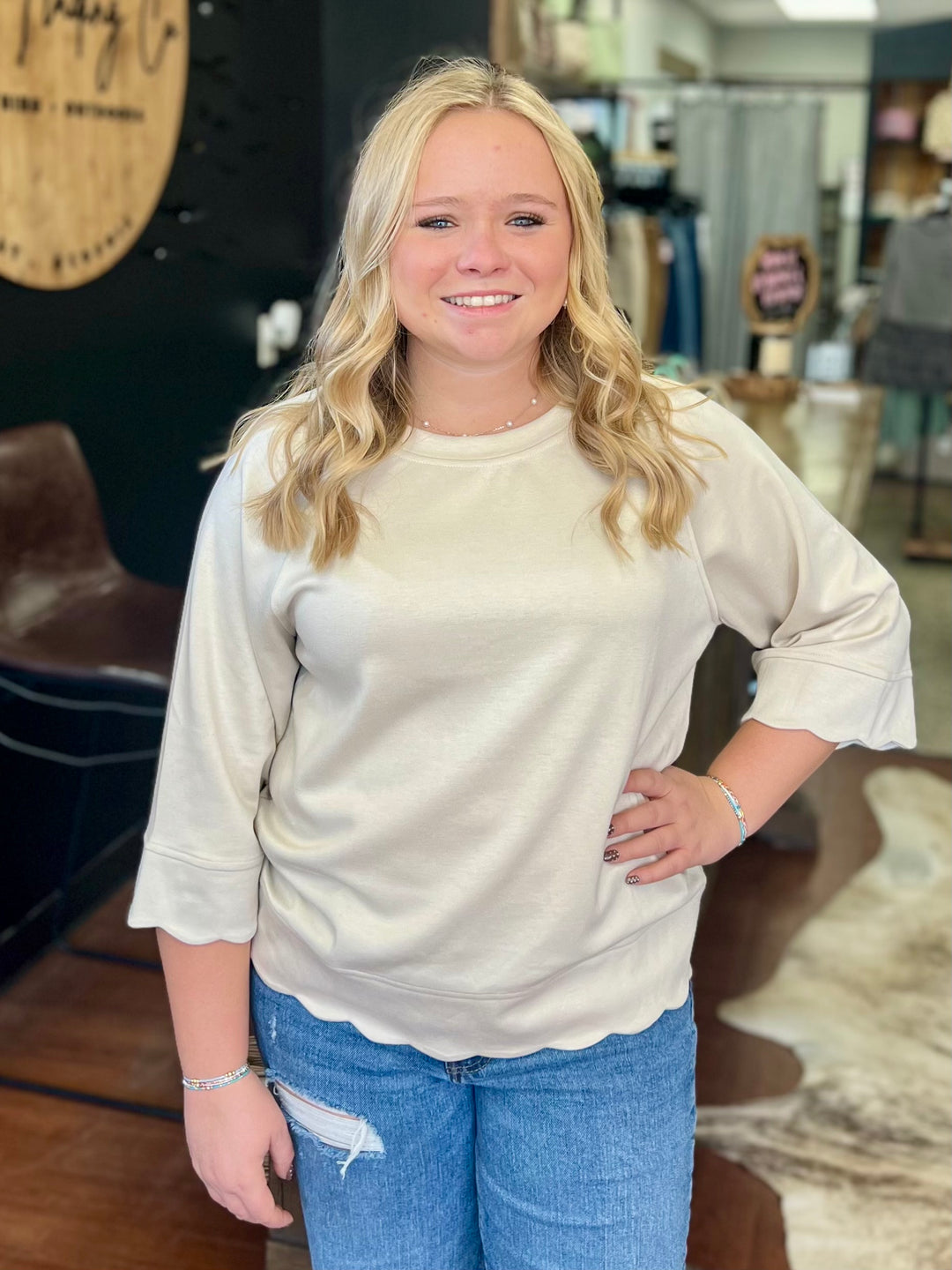 Raglan 3/4 Scuba Top with Scallop Hem