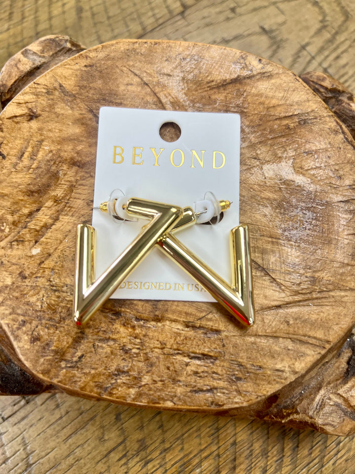 Satin Trapezoid Earrings
Satin Gold