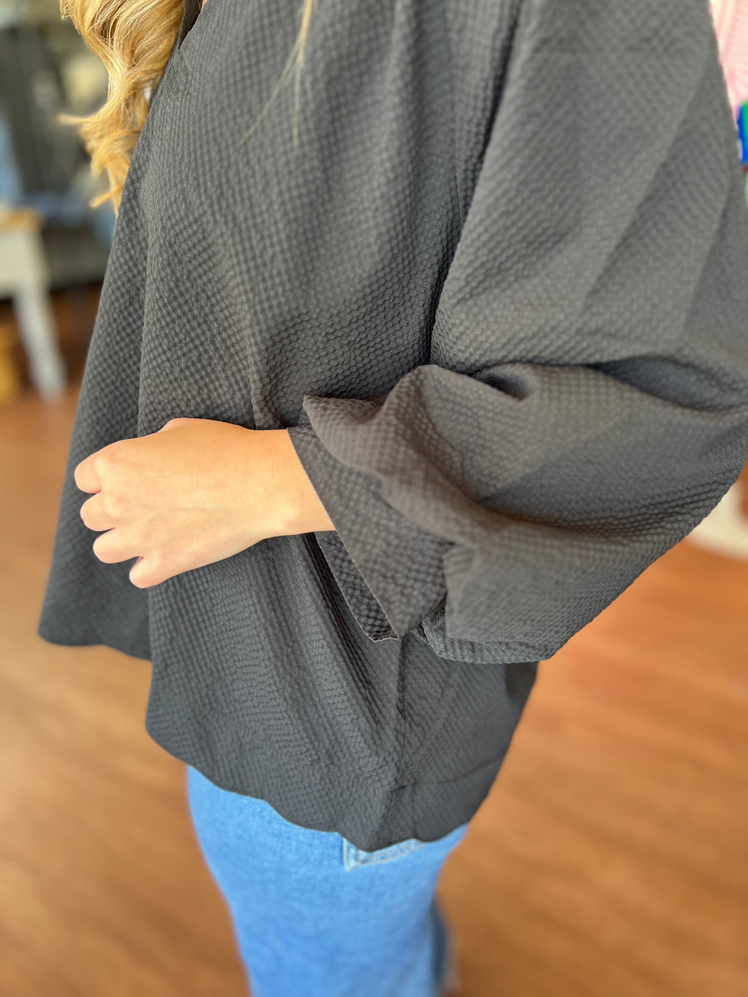 Textured Scallop Hem Top