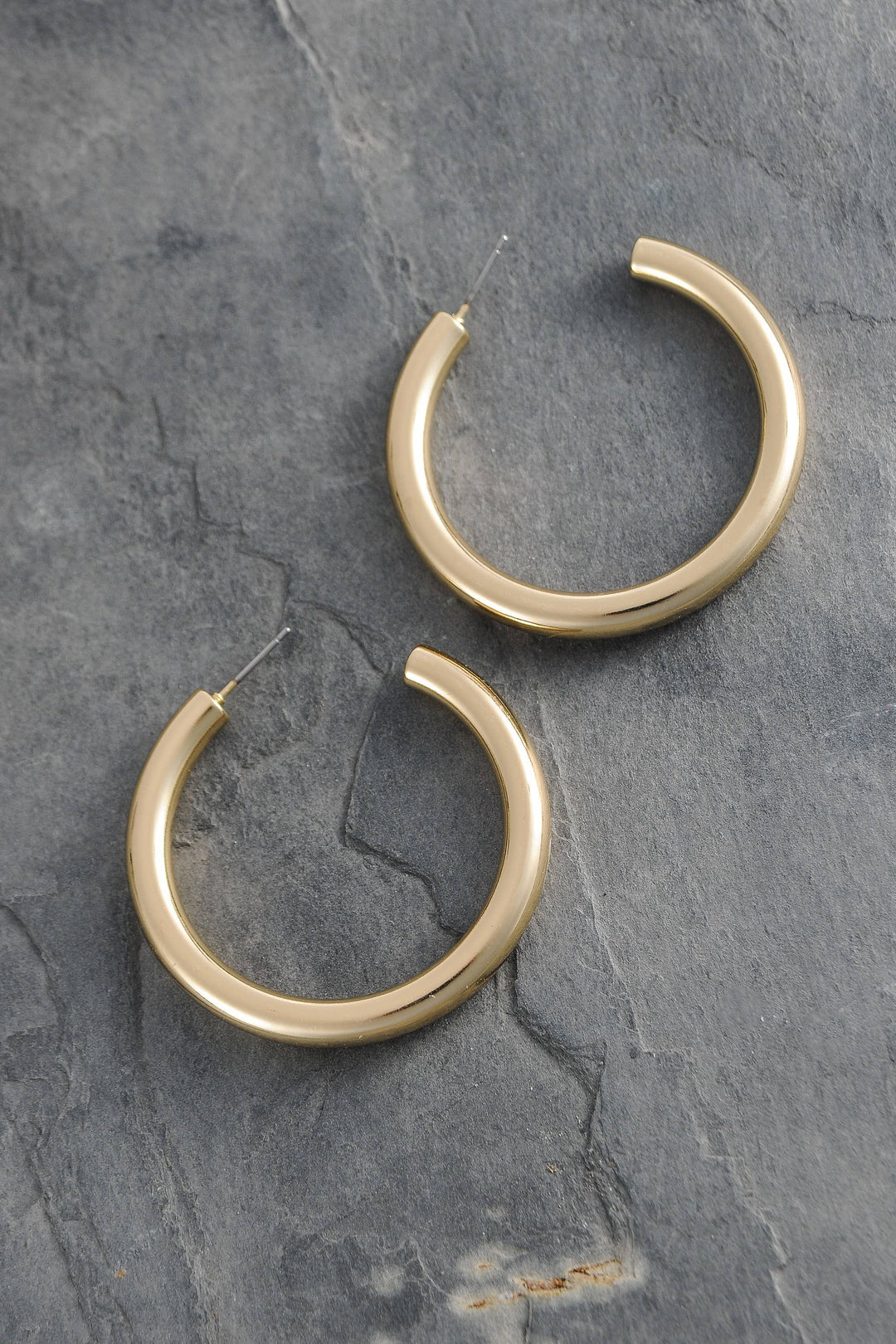 CLASSIC CHUNKY HOOP EARRINGS 1.75 INCH