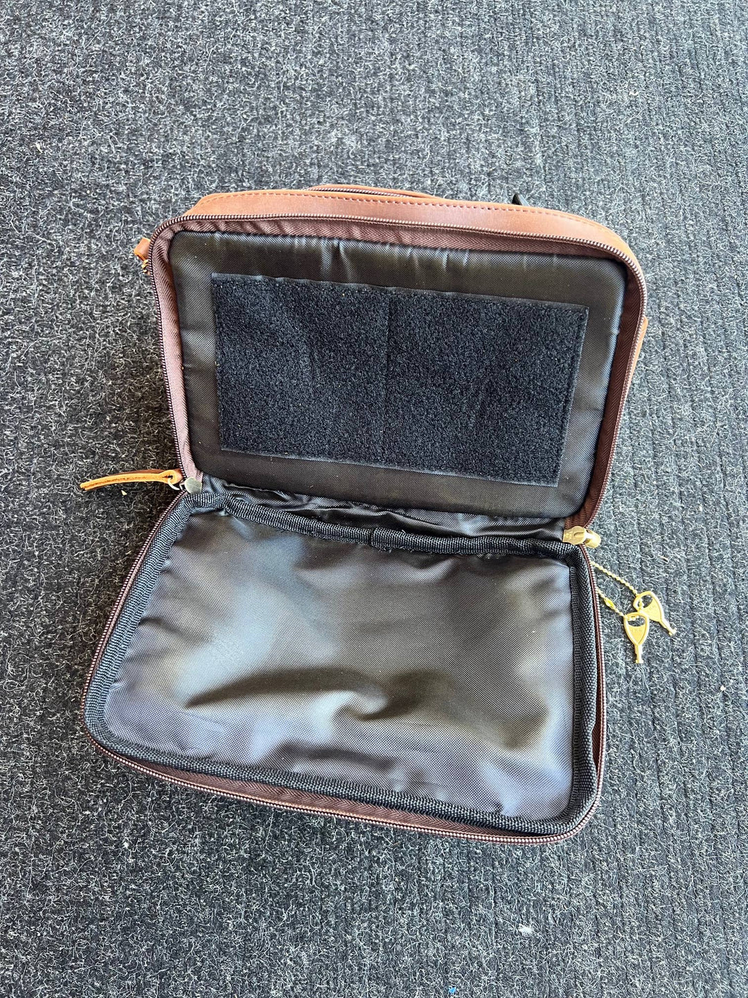 Vintage cowhide leather fanny pack/crossbody/sling bag