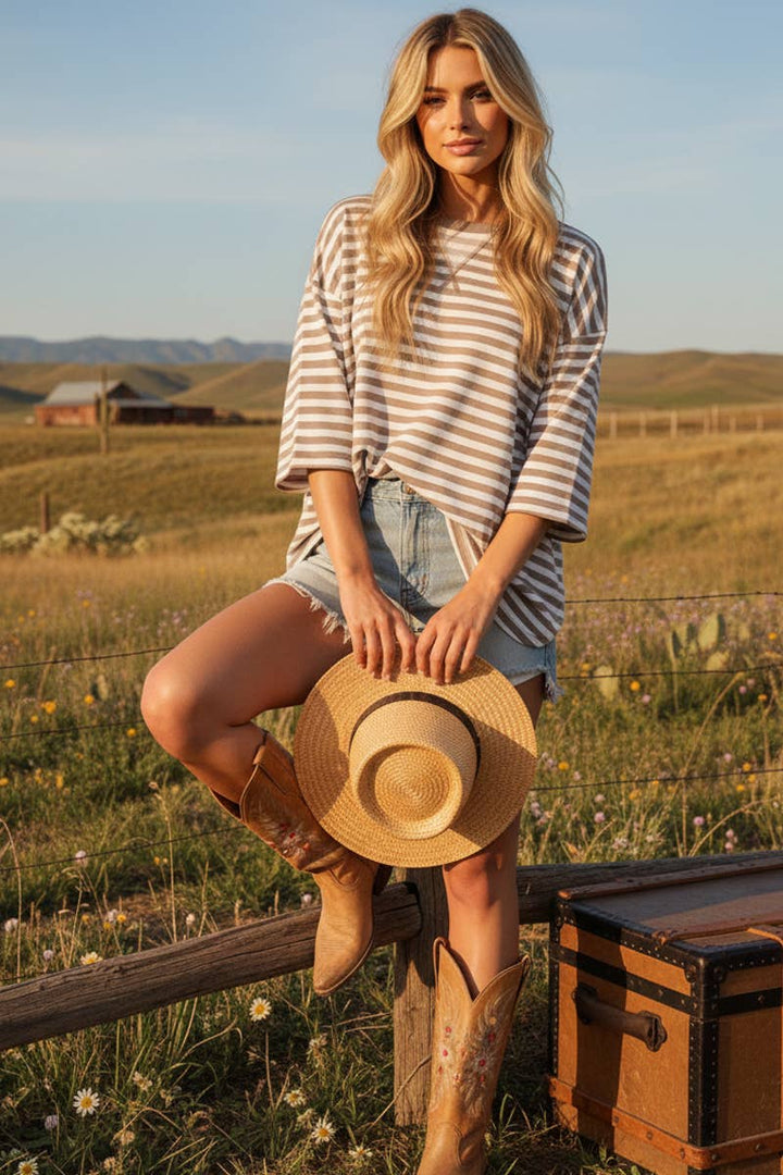 STRIPED OVERSIZED SHORT SLEEVE TOP