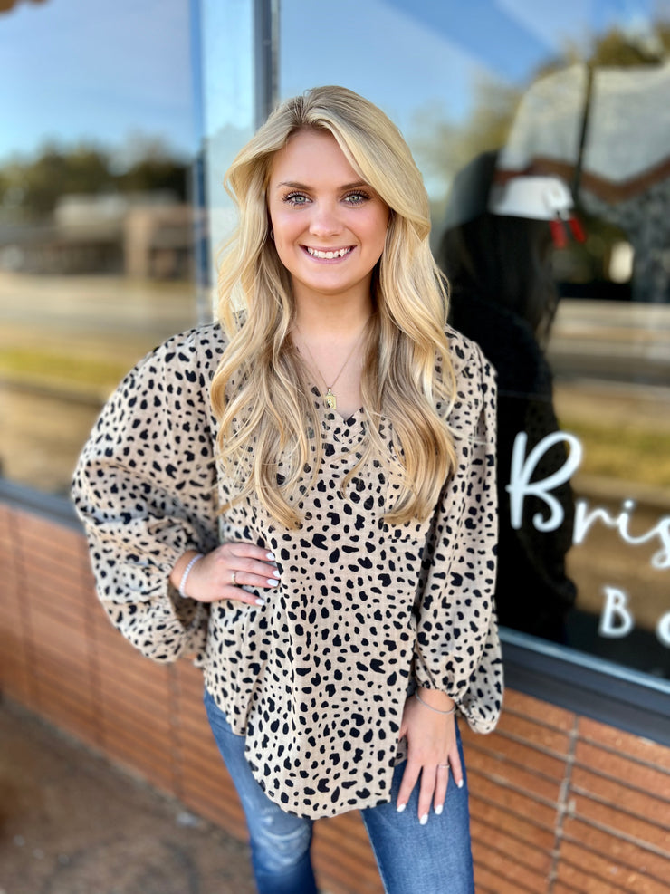 Palmer 3/4 Sleeve Dot Top [taupe]